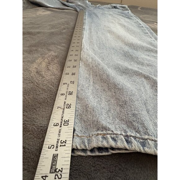 Aeropostale Women's Baggy Wide Leg Jeans Size 6 Light Wash Cotton Casual - Picture 9 of 9